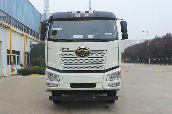 混動(dòng)攪拌車的成本怎么樣？對(duì)比傳統(tǒng)攪拌車優(yōu)勢(shì)明顯！